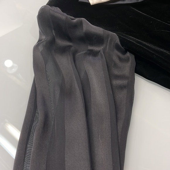 Vintage Escada Couture Sheer Sleeve Velvet Dress - Picture 9 of 13